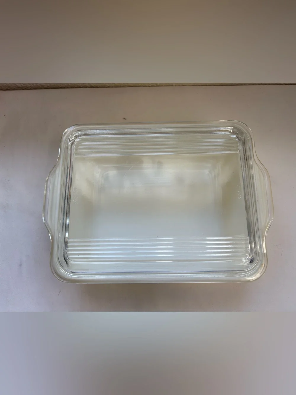 Vintage Pyrex dish with lid